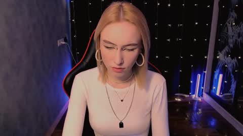 Snapshot of crybambi chatting on 02/17/26, 08:33 crybambi online show from 02/17/26, 08:33