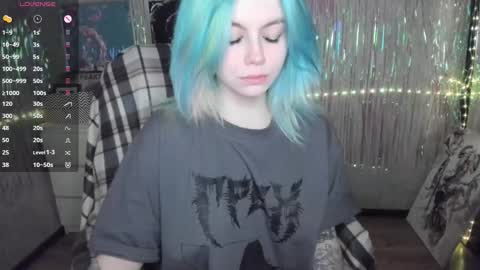 Snapshot of cryptobjgirlv2 chatting on 10/12/25, 05:56 Lilith online show from 10/12/25, 05:56