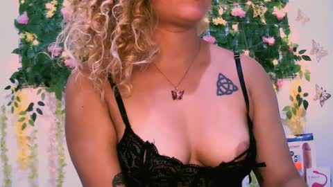 crysrus online show from 03/09/25, 12:21