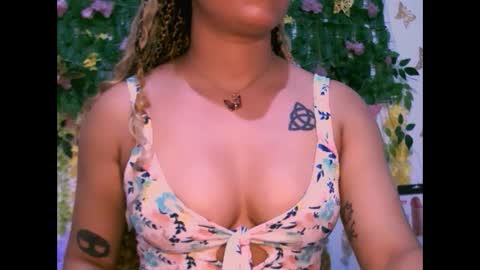 crysrus online show from 10/02/25, 10:39