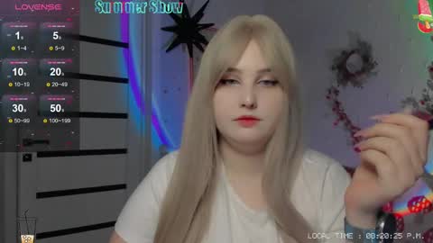 Snapshot of crystal__chris chatting on 12/10/24, 06:17 Chris online show from 12/10/24, 06:17