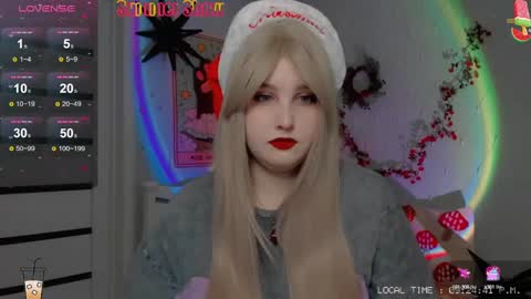 Snapshot of crystal__chris chatting on 12/13/24, 07:21 Chris online show from 12/13/24, 07:21