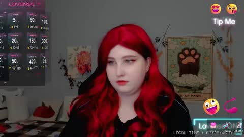 Snapshot of crystal__chris chatting on 11/12/25, 05:19 Chris online show from 11/12/25, 05:19