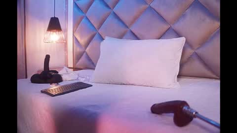 crystal_gilton online show from 03/22/26, 07:39