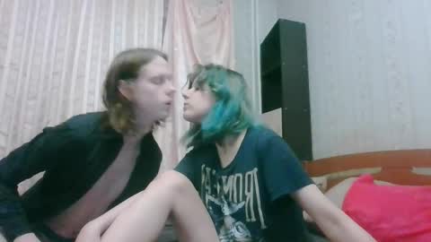Crystal and Marcl online show from 12/26/24, 09:58
