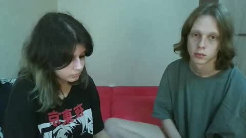 Crystal and Marcl online show from 09/29/25, 08:24