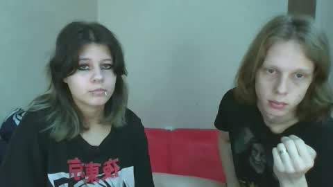 Crystal and Marcl online show from 10/05/25, 12:14