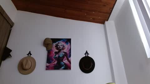 Crystal Blaze online show from 02/16/26, 12:01