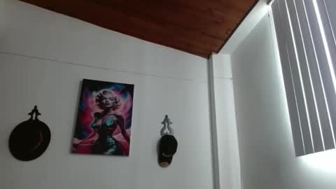 Crystal Blaze online show from 04/04/26, 01:30