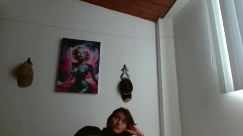 Crystal Blaze online show from 04/16/26, 04:52