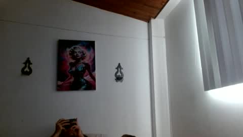 Snapshot of crystal_starx chatting on 06/20/26, 05:05 Crystal Blaze online show from 06/20/26, 05:05