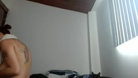 Snapshot of crystal_starx chatting on 07/06/26, 06:10 Crystal Blaze online show from 07/06/26, 06:10