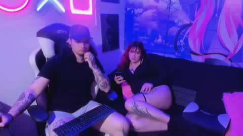 crystal_stuart online show from 12/30/24, 03:25