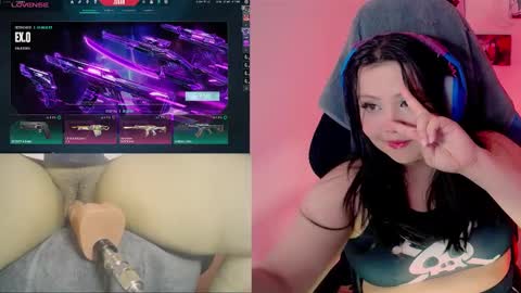 crystal online show from 01/17/25, 03:23