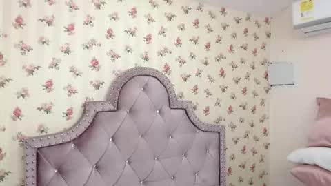 Milf Latina online show from 03/26/26, 01:06