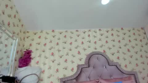 Milf Latina online show from 06/09/26, 02:50