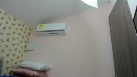 Milf Latina online show from 07/11/26, 12:08