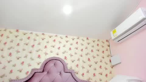 Milf Latina online show from 07/22/26, 01:14