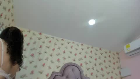 Milf Latina online show from 08/01/26, 01:10