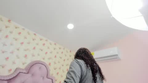 Milf Latina online show from 08/02/26, 12:58