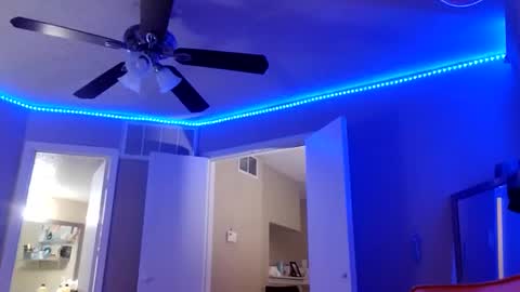 crystalbarbie214 online show from 04/06/26, 03:48