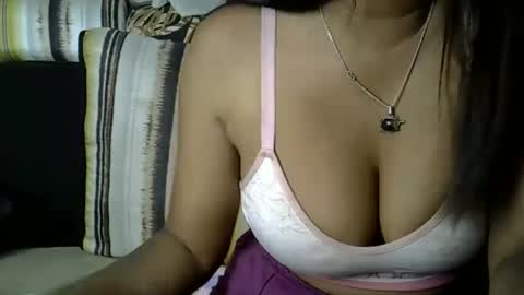 crystalbellax online show from 04/09/26, 06:30