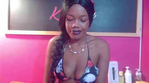 Crystal online show from 02/10/25, 07:17