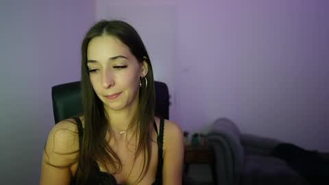 Crystalbrunette18 online show from 05/13/26, 06:16