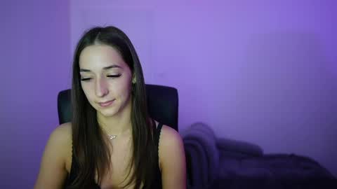 Crystalbrunette18 online show from 05/17/26, 12:56