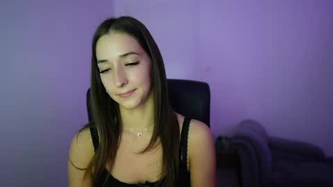 Crystalbrunette18 online show from 05/18/26, 06:14