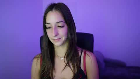 Crystalbrunette18 online show from 05/26/26, 08:05