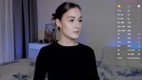 Snapshot of crystalcandies chatting on 12/27/24, 07:46 Arina online show from 12/27/24, 07:46