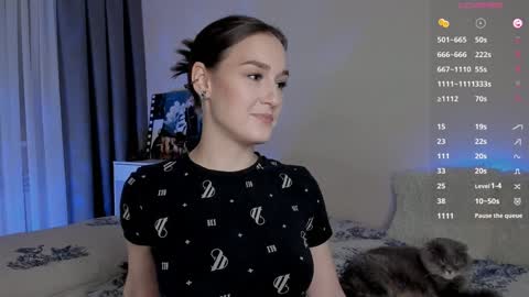 Snapshot of crystalcandies chatting on 01/20/25, 07:46 Arina online show from 01/20/25, 07:46