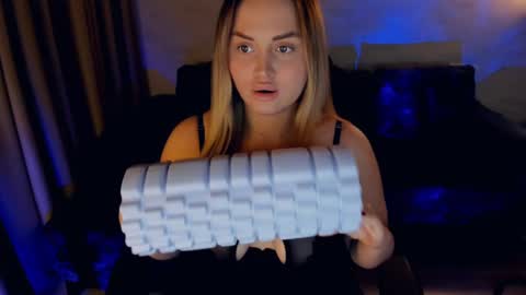 crystalemily online show from 02/28/25, 08:18