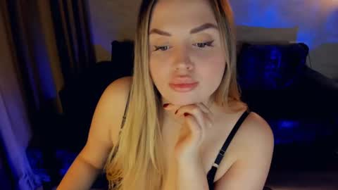 crystalemily online show from 03/01/25, 07:15