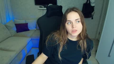 crystalemily online show from 03/31/26, 07:25