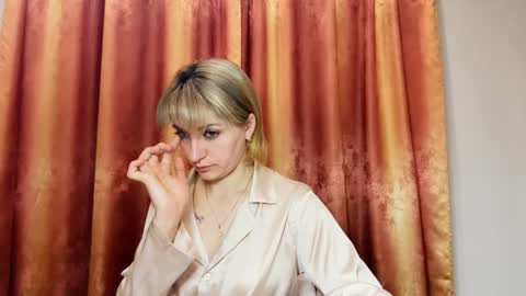 Mary online show from 05/16/26, 07:56