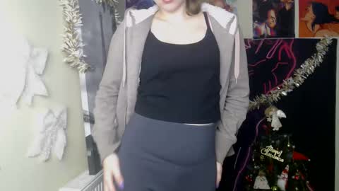 Stella online show from 12/22/25, 07:38