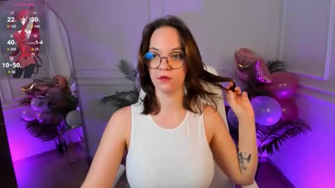 Snapshot of crystallglow chatting on 02/04/26, 09:53 Kitty online show from 02/04/26, 09:53