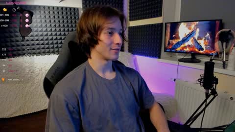 Crys online show from 12/18/24, 07:52