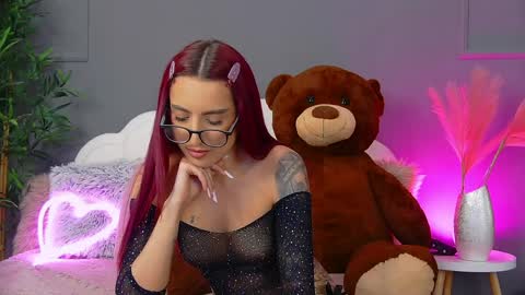 crystallred online show from 04/09/26, 06:19