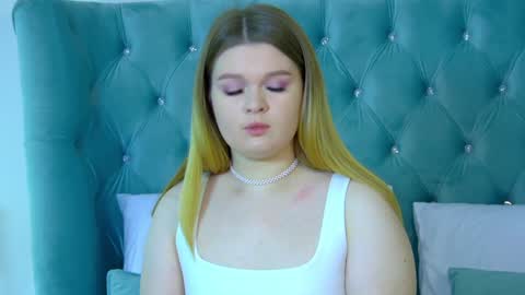 Crystal online show from 01/18/25, 06:03