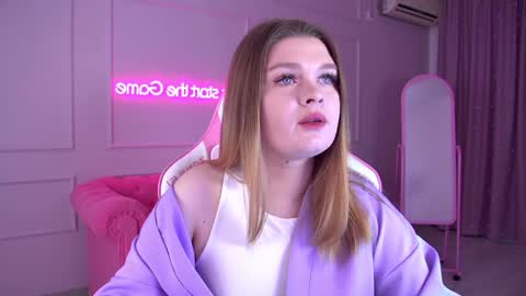 Crystal online show from 01/30/25, 06:24