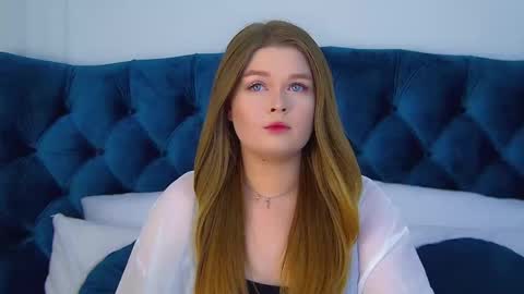 Crystal online show from 09/29/25, 06:13