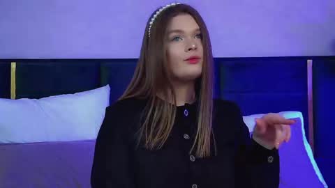 Crystal online show from 03/19/26, 06:28