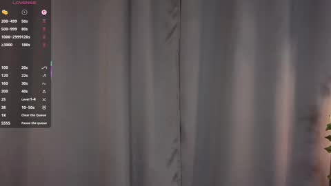 Snapshot of crystalrossy chatting on 02/07/26, 04:11 Morry online show from 02/07/26, 04:11