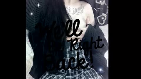 Sasha    Make me moan with patterns   good music here  online show from 10/02/25, 10:00