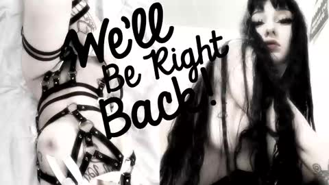 Sasha    Make me moan with patterns   good music here  online show from 10/12/25, 10:42