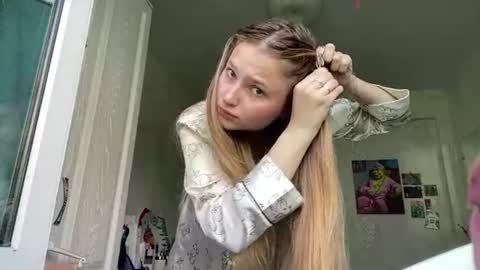 crystalstipp online show from 07/07/26, 06:47