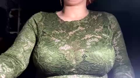 crystalyn777 online show from 04/21/26, 04:19